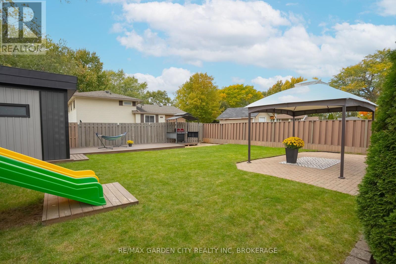 53 Brant Avenue, Welland, Ontario  L3C 6C6 - Photo 32 - X12466411
