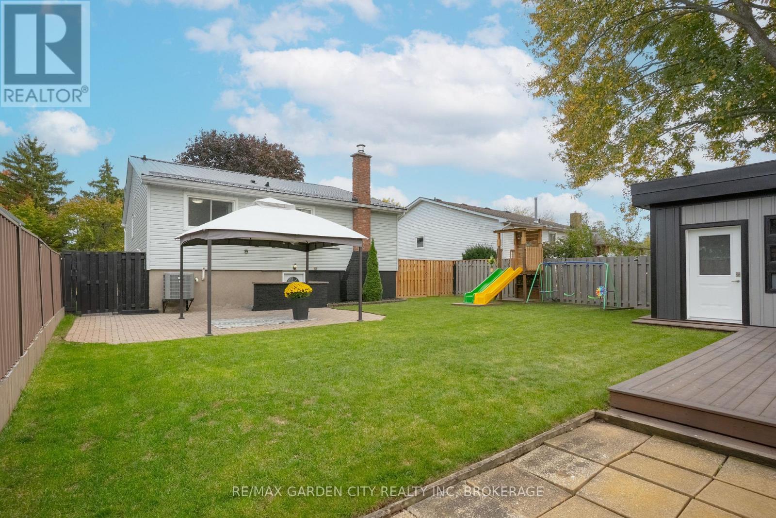 53 Brant Avenue, Welland, Ontario  L3C 6C6 - Photo 34 - X12466411