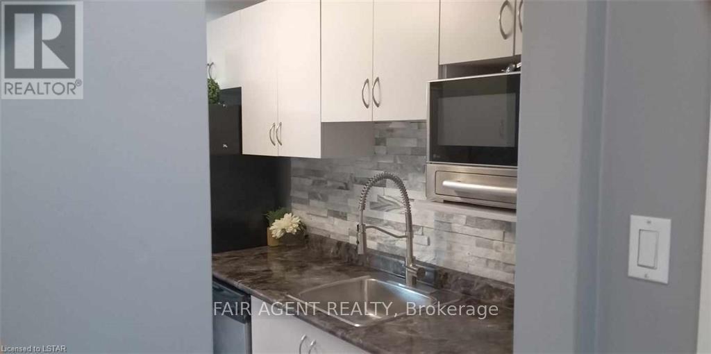 410 - 931 Wonderland Road S, London South, Ontario  N6K 2X6 - Photo 15 - X12125192