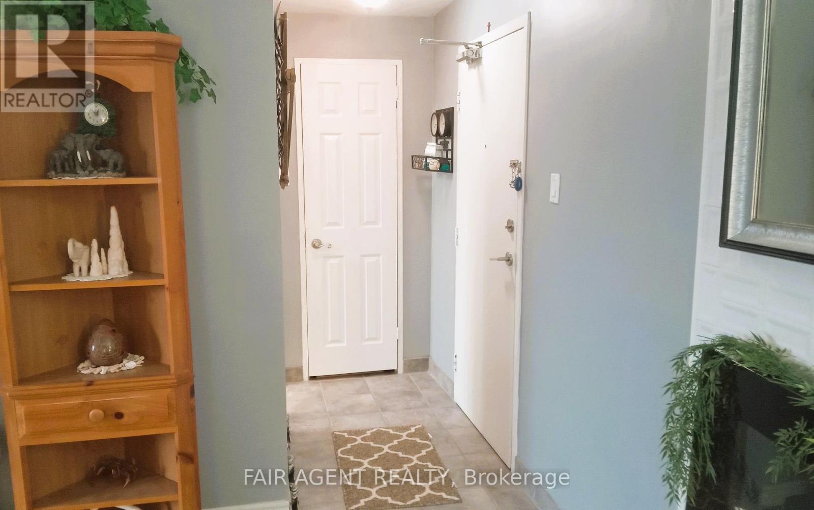 410 - 931 Wonderland Road S, London South, Ontario  N6K 2X6 - Photo 14 - X12125192
