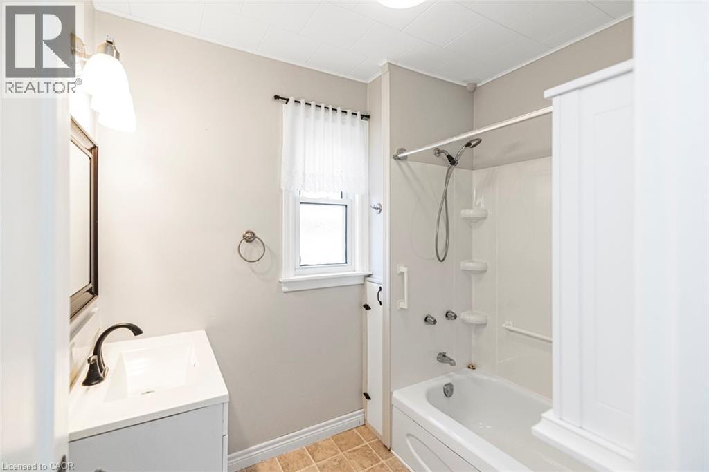 236 Grove Street, Simcoe, Ontario  N3Y 1K9 - Photo 27 - 40779770