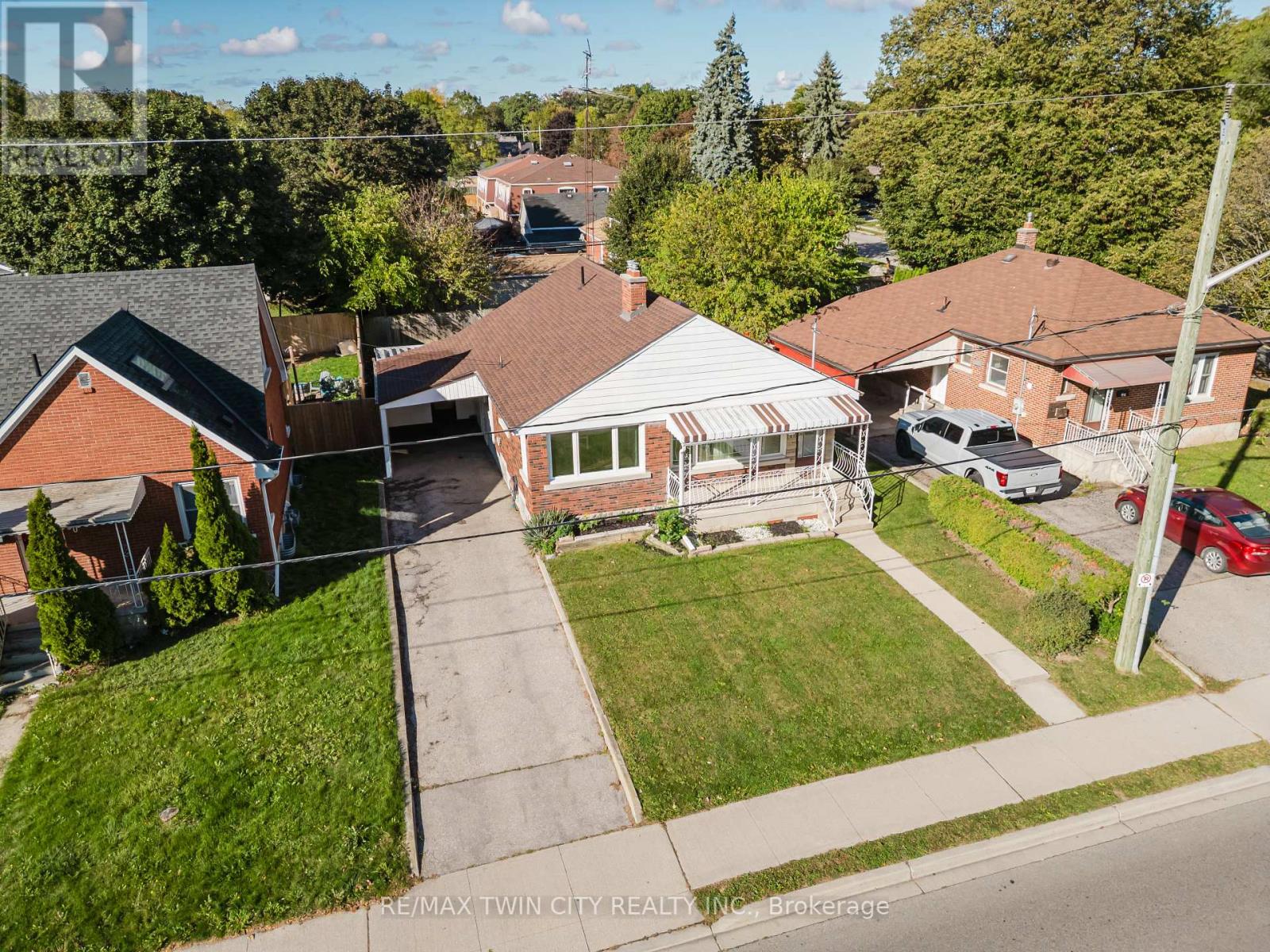 48 Christopher Drive, Cambridge, Ontario  N1R 4R6 - Photo 35 - X12466335