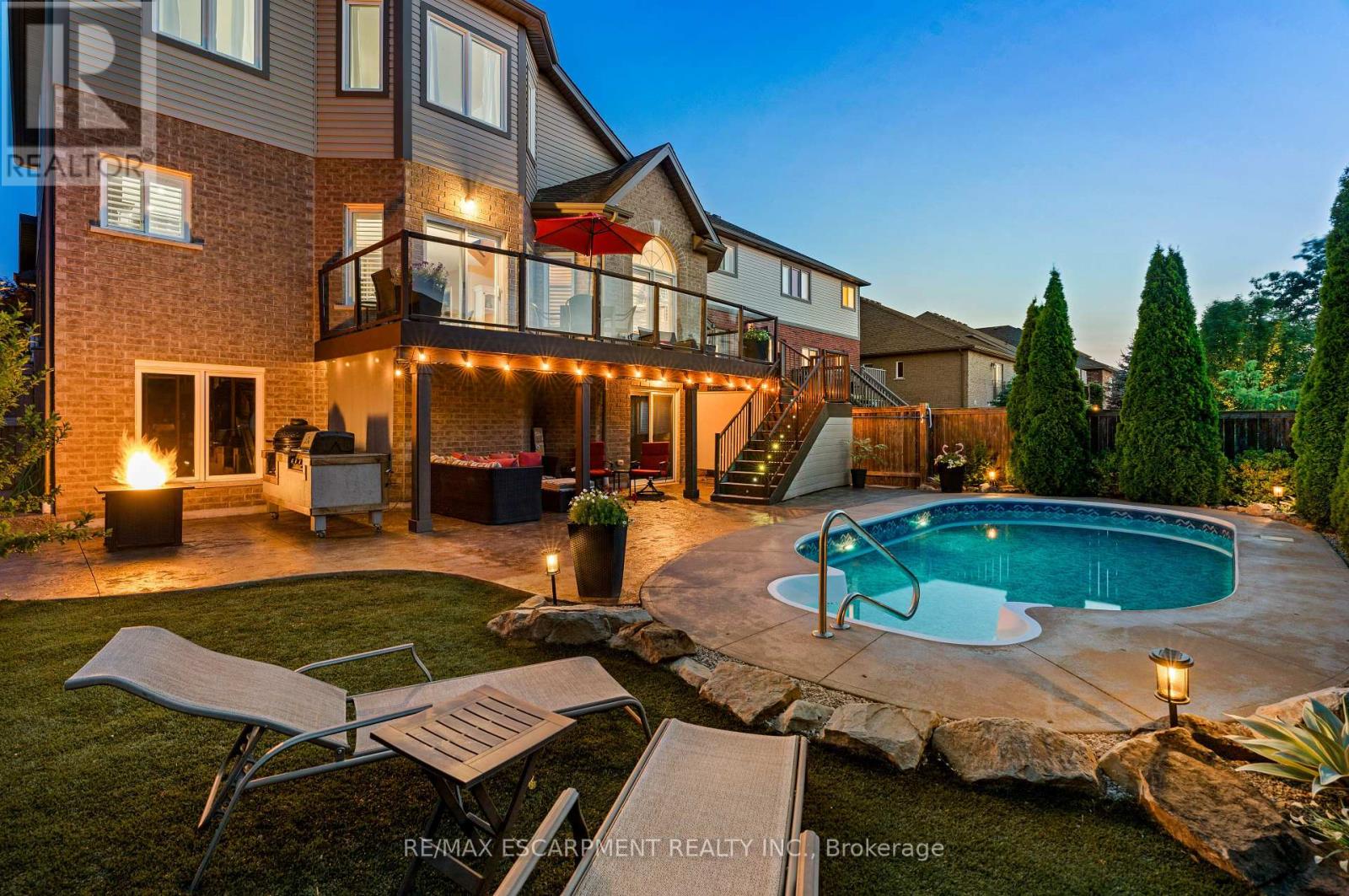 4957 Gilmore Street, Lincoln, Ontario  L3J 0G9 - Photo 39 - X12466336