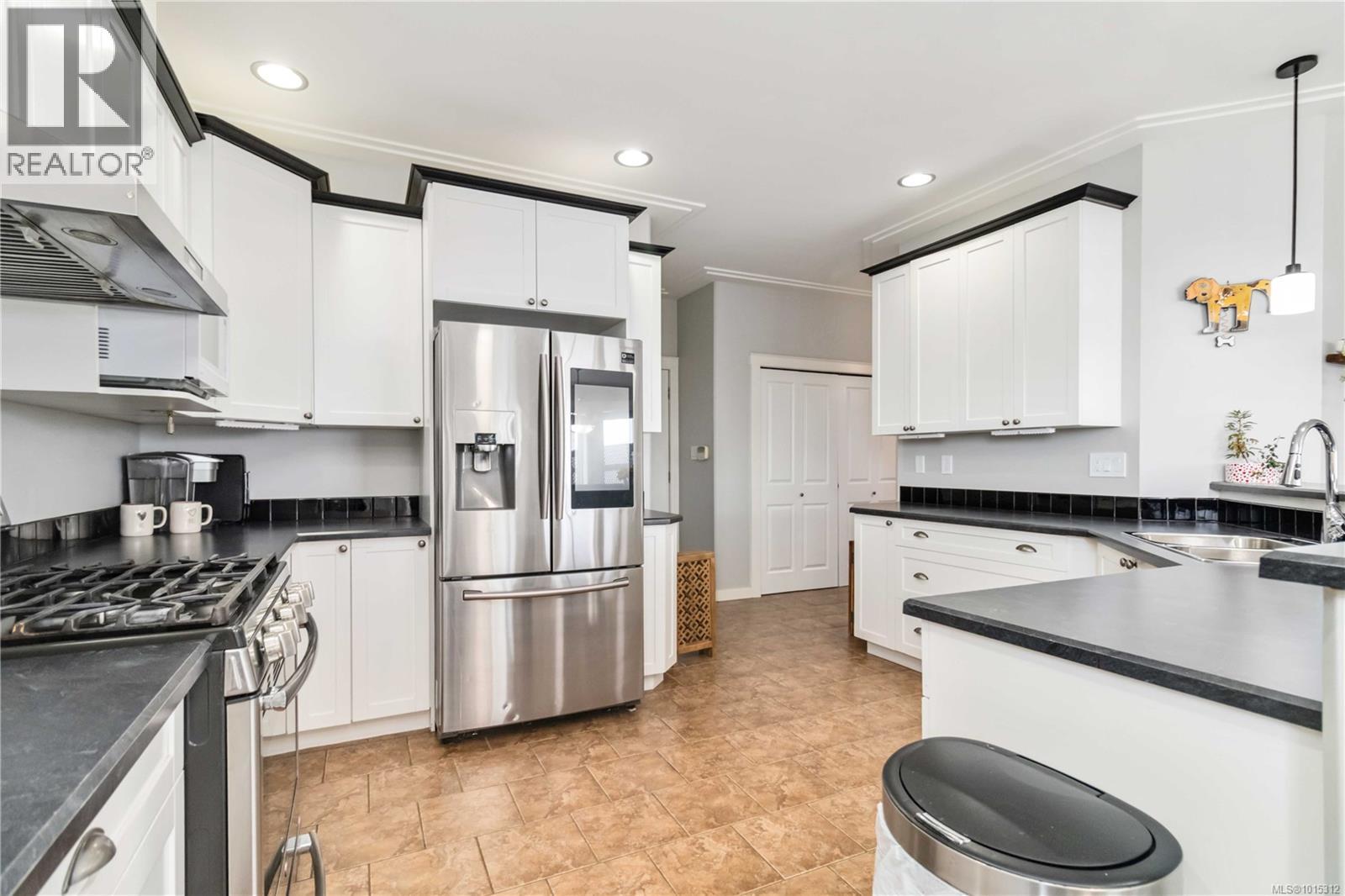 2270 Setchfield Ave, Langford, British Columbia V9B 5J9 - Photo 5 - 1015312