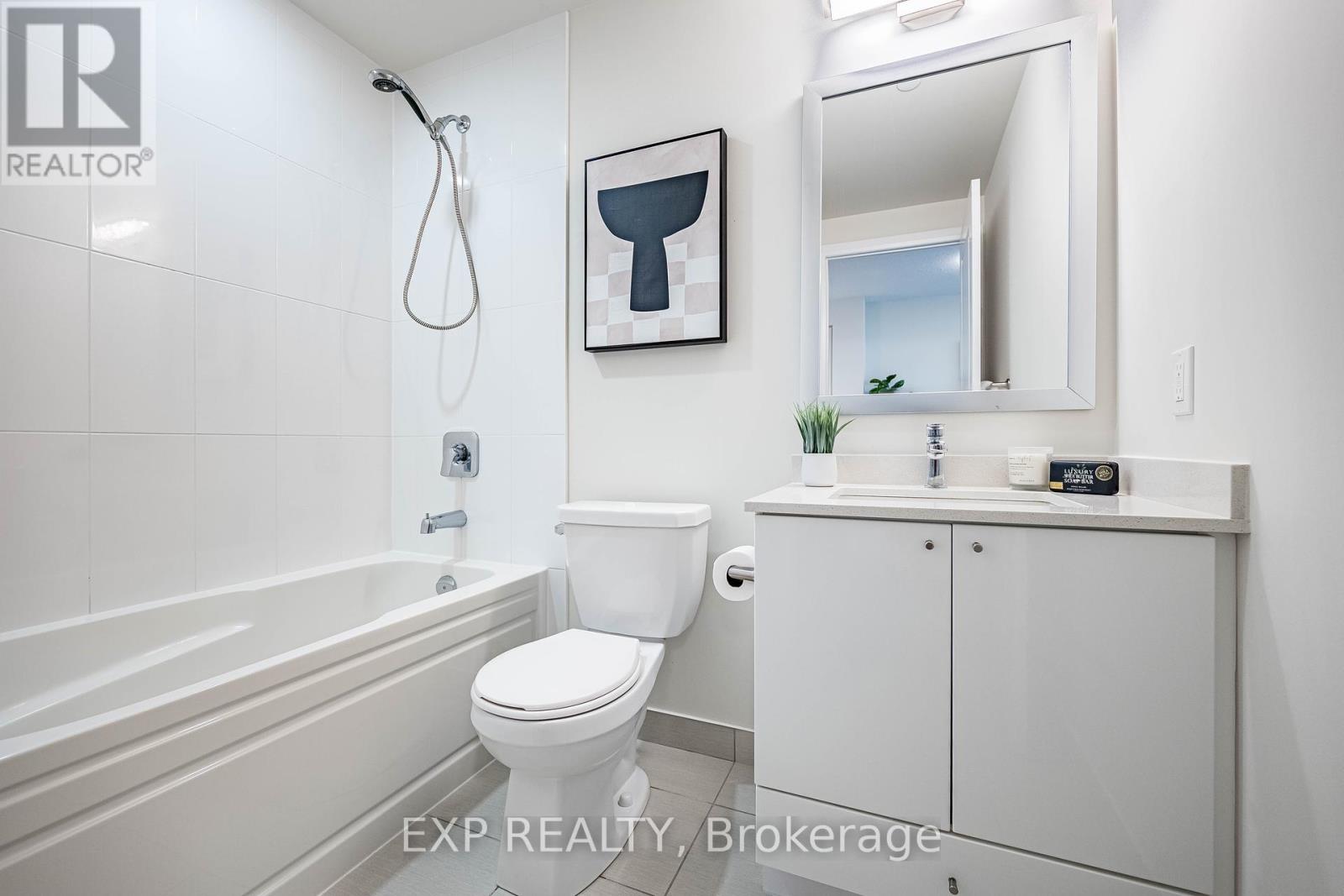 605 - 65 Watergarden Drive, Mississauga, Ontario  L5R 0G8 - Photo 28 - W12466110