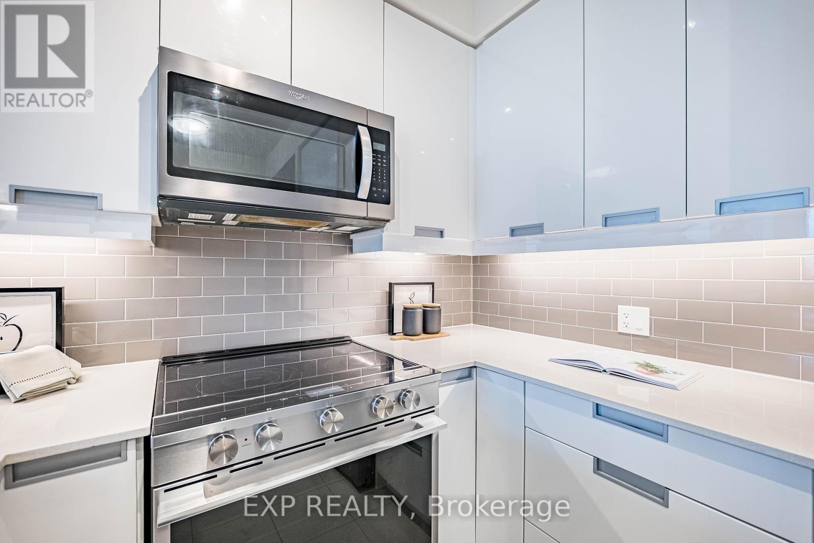 605 - 65 Watergarden Drive, Mississauga, Ontario  L5R 0G8 - Photo 23 - W12466110