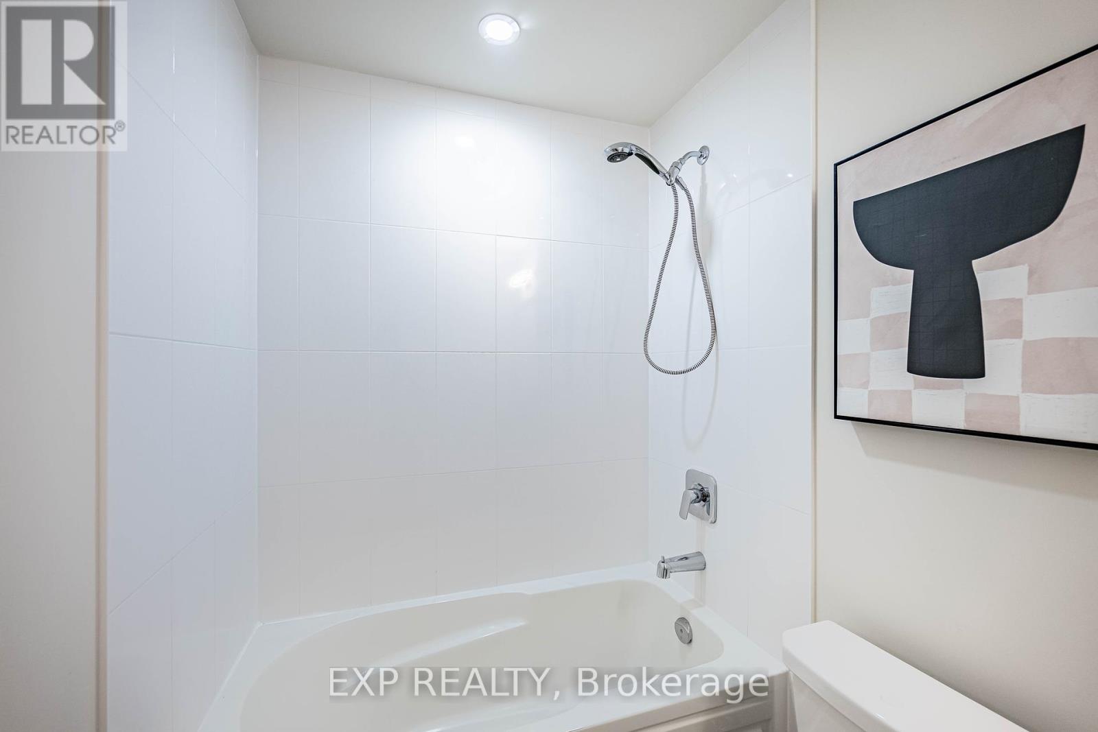 605 - 65 Watergarden Drive, Mississauga, Ontario  L5R 0G8 - Photo 29 - W12466110