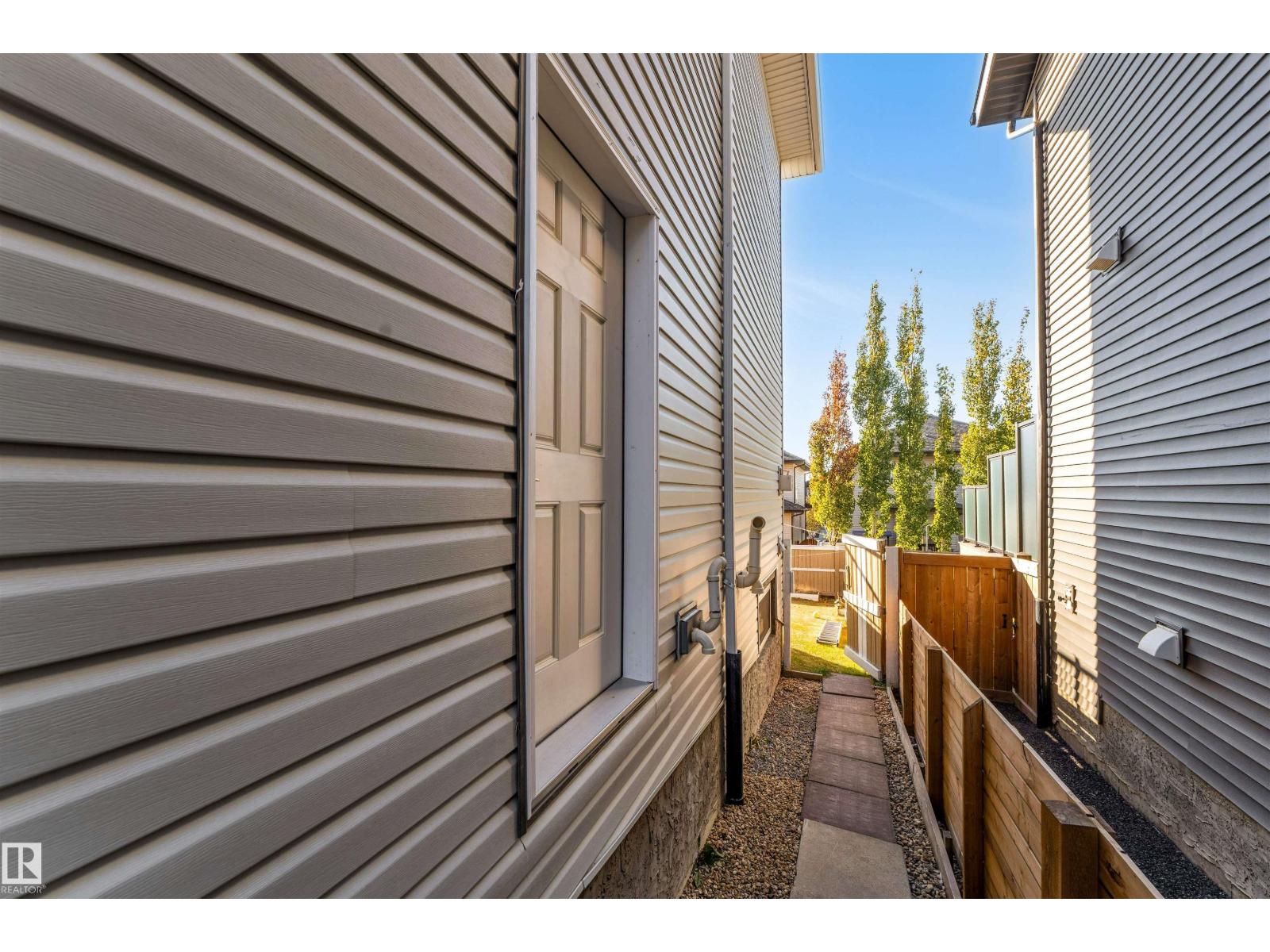 2138 52a St Sw, Edmonton, Alberta  T6X 1X4 - Photo 5 - E4462351