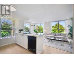 405 - 245 DAVISVILLE AVENUE, Toronto, Ontario