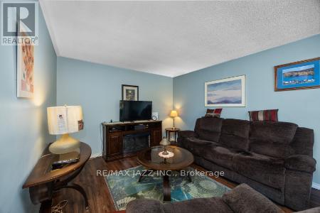 389 Carnaby Court, Oshawa, Ontario  L1G 6W4 - Photo 12 - E12466548