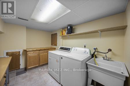 389 Carnaby Court, Oshawa, Ontario  L1G 6W4 - Photo 25 - E12466548