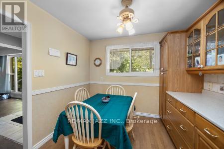 389 Carnaby Court, Oshawa, Ontario  L1G 6W4 - Photo 7 - E12466548