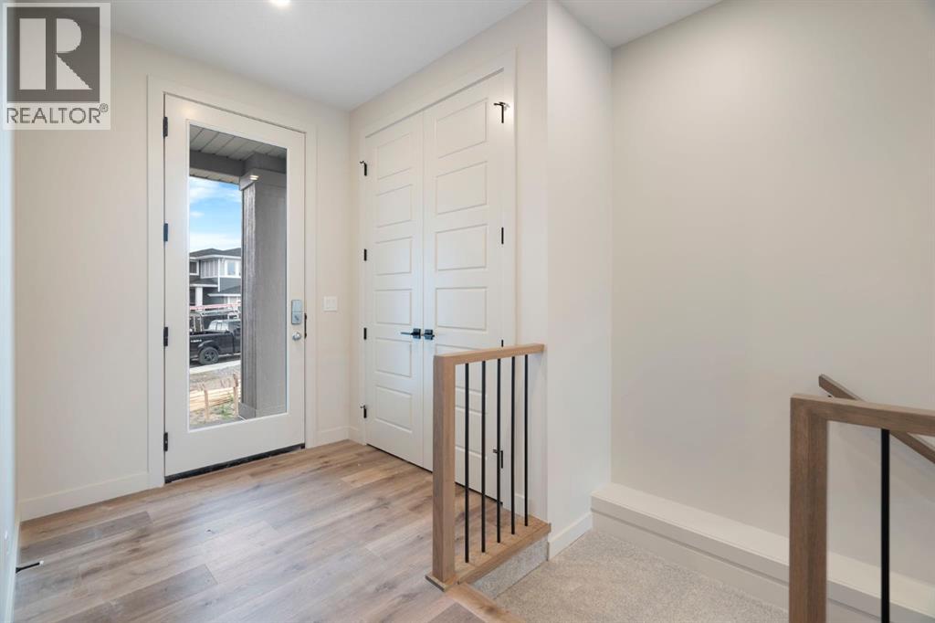 88 Sunrise Heath, Cochrane, Alberta  T4C 0W3 - Photo 2 - A2250581