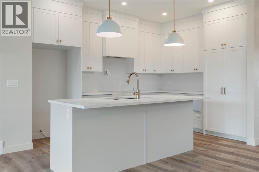 88 Sunrise Heath, Cochrane, Alberta  T4C 0W3 - Photo 5 - A2250581