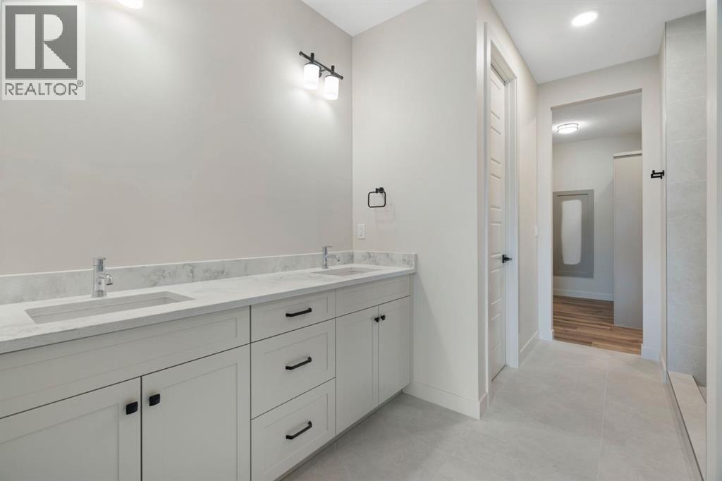 88 Sunrise Heath, Cochrane, Alberta  T4C 0W3 - Photo 11 - A2250581