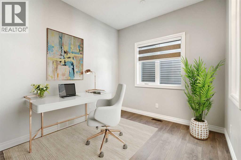 383 Evansglen Drive Nw, Calgary, Alberta  T3P 0P1 - Photo 3 - A2264846
