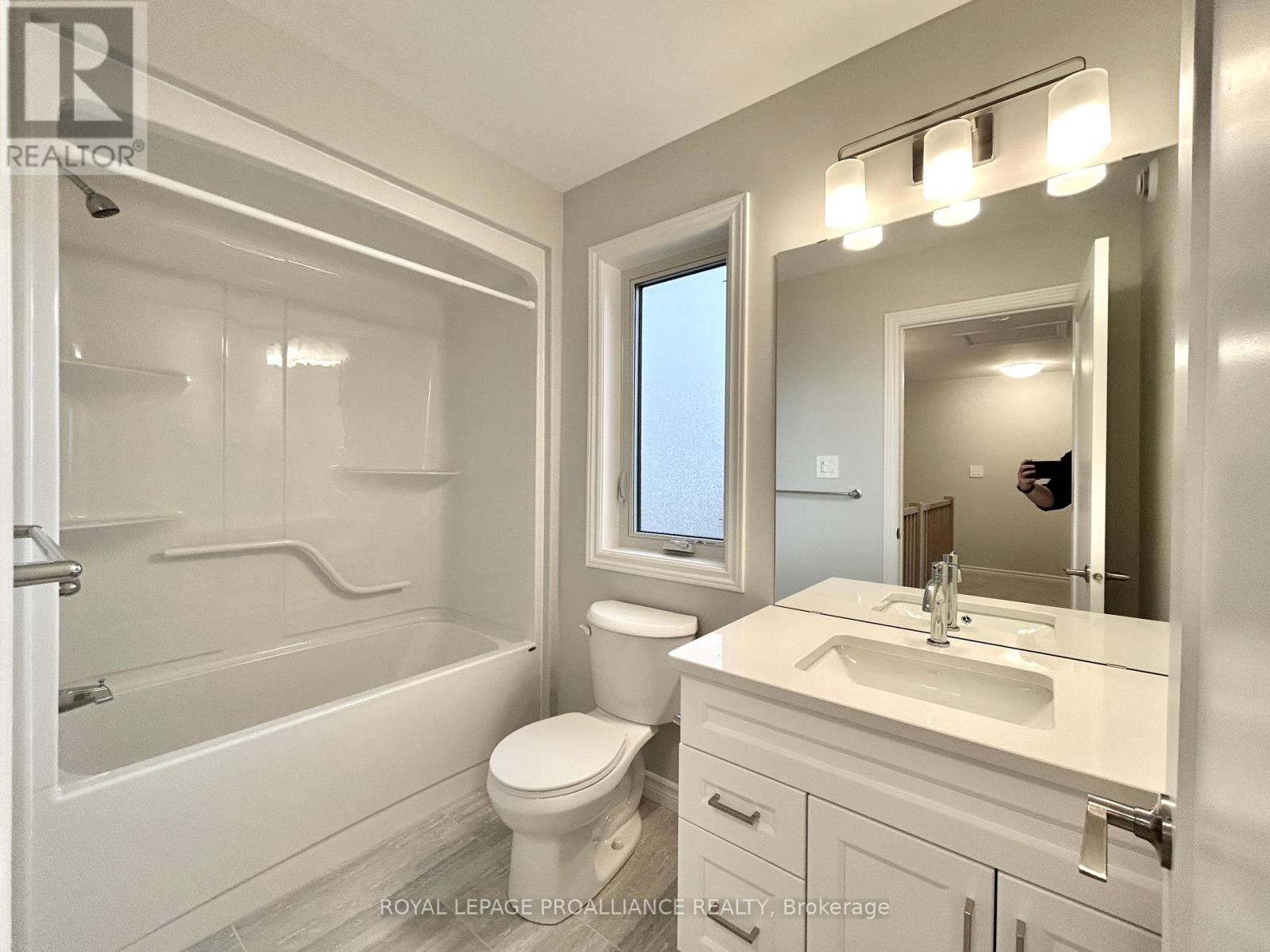 79 Athabaska Drive, Belleville, Ontario  K8N 0T1 - Photo 17 - X12466521