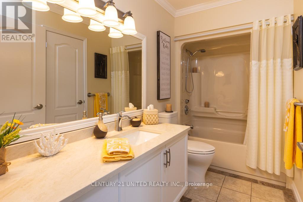 1019 Baker Street, Peterborough, Ontario  K9H 7P7 - Photo 12 - X12466522