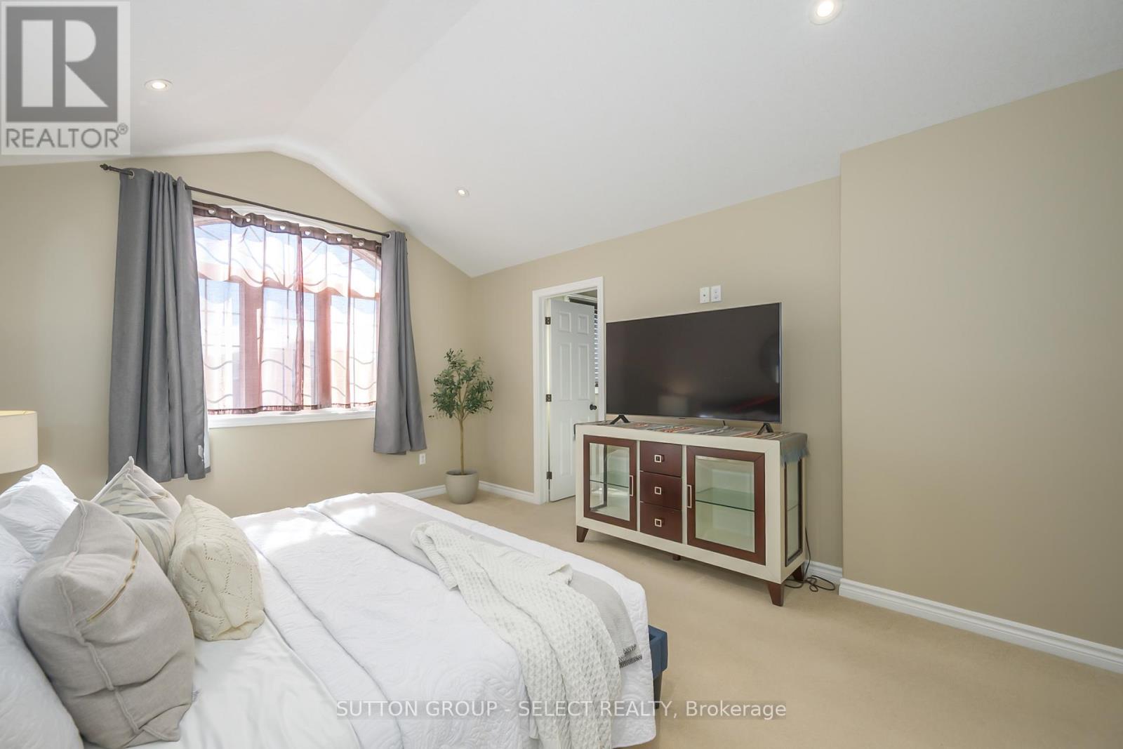 1849 Devos Drive, London North, Ontario  N5X 0G1 - Photo 17 - X12466559