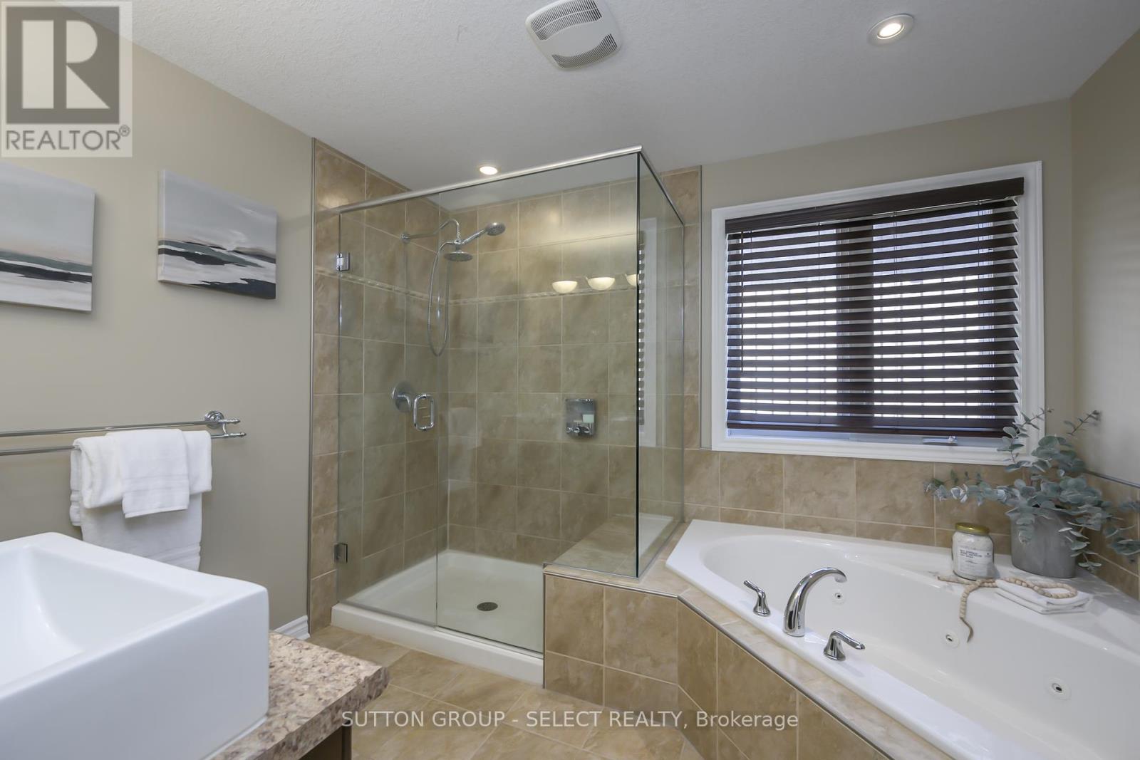 1849 Devos Drive, London North, Ontario  N5X 0G1 - Photo 18 - X12466559