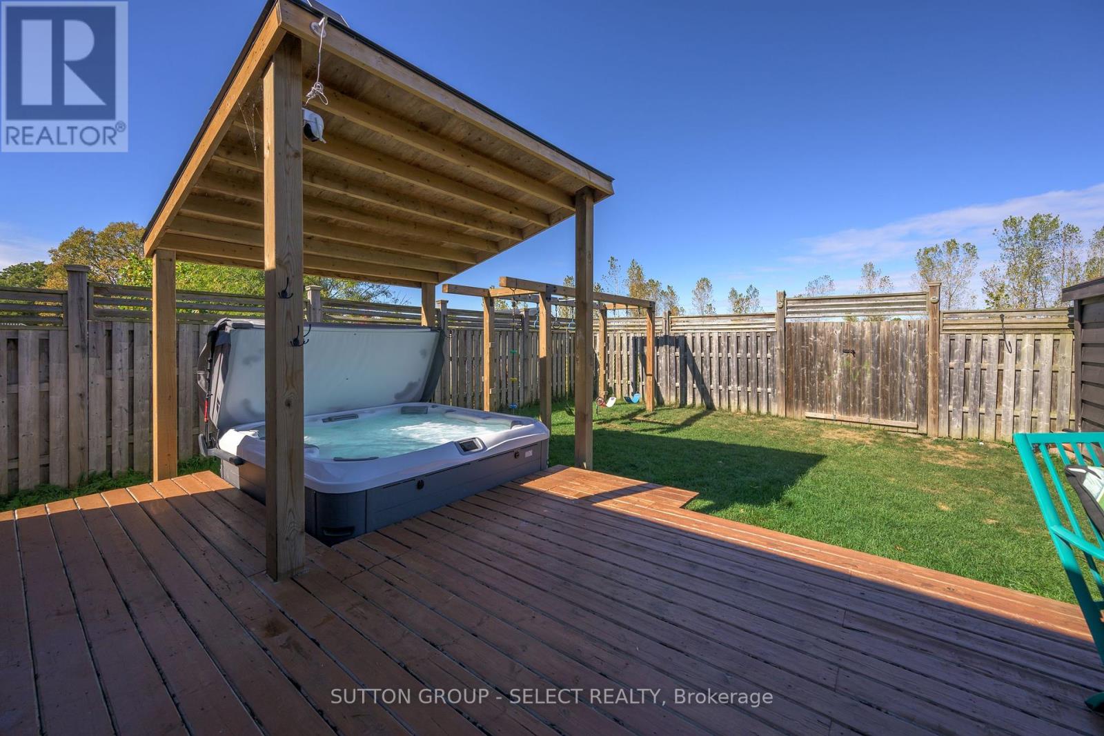 1849 Devos Drive, London North, Ontario  N5X 0G1 - Photo 32 - X12466559