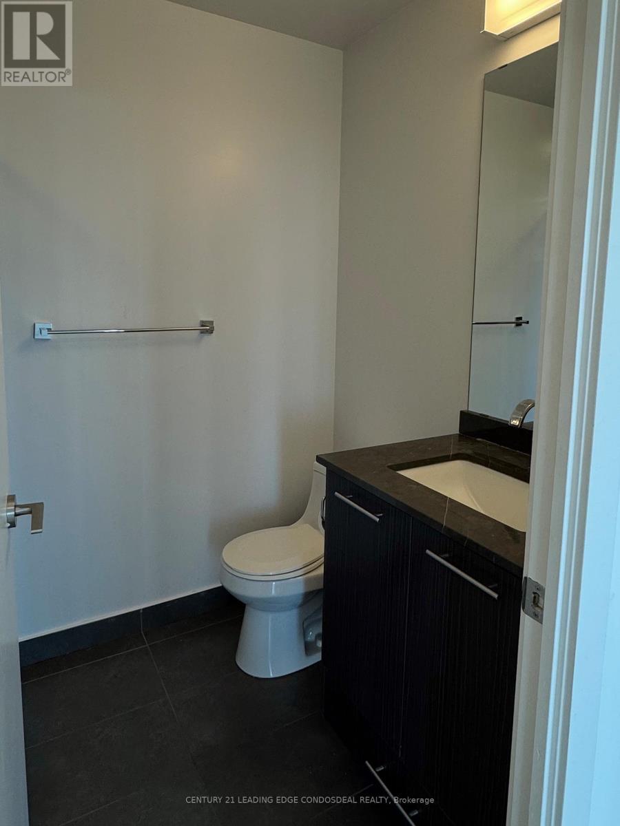 913 - 9471 Yonge Street, Richmond Hill, Ontario  L4C 0Z5 - Photo 8 - N12466155