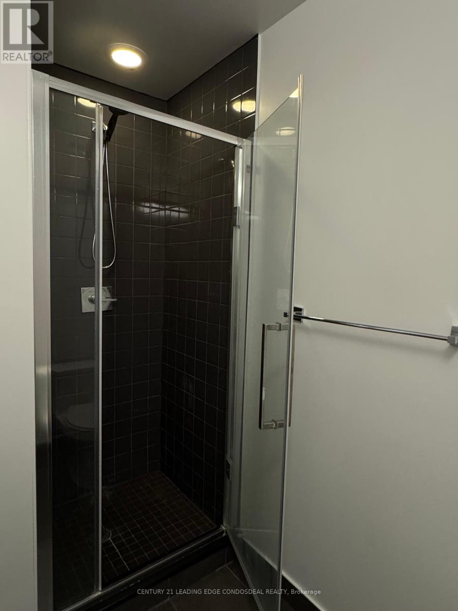 913 - 9471 Yonge Street, Richmond Hill, Ontario  L4C 0Z5 - Photo 9 - N12466155