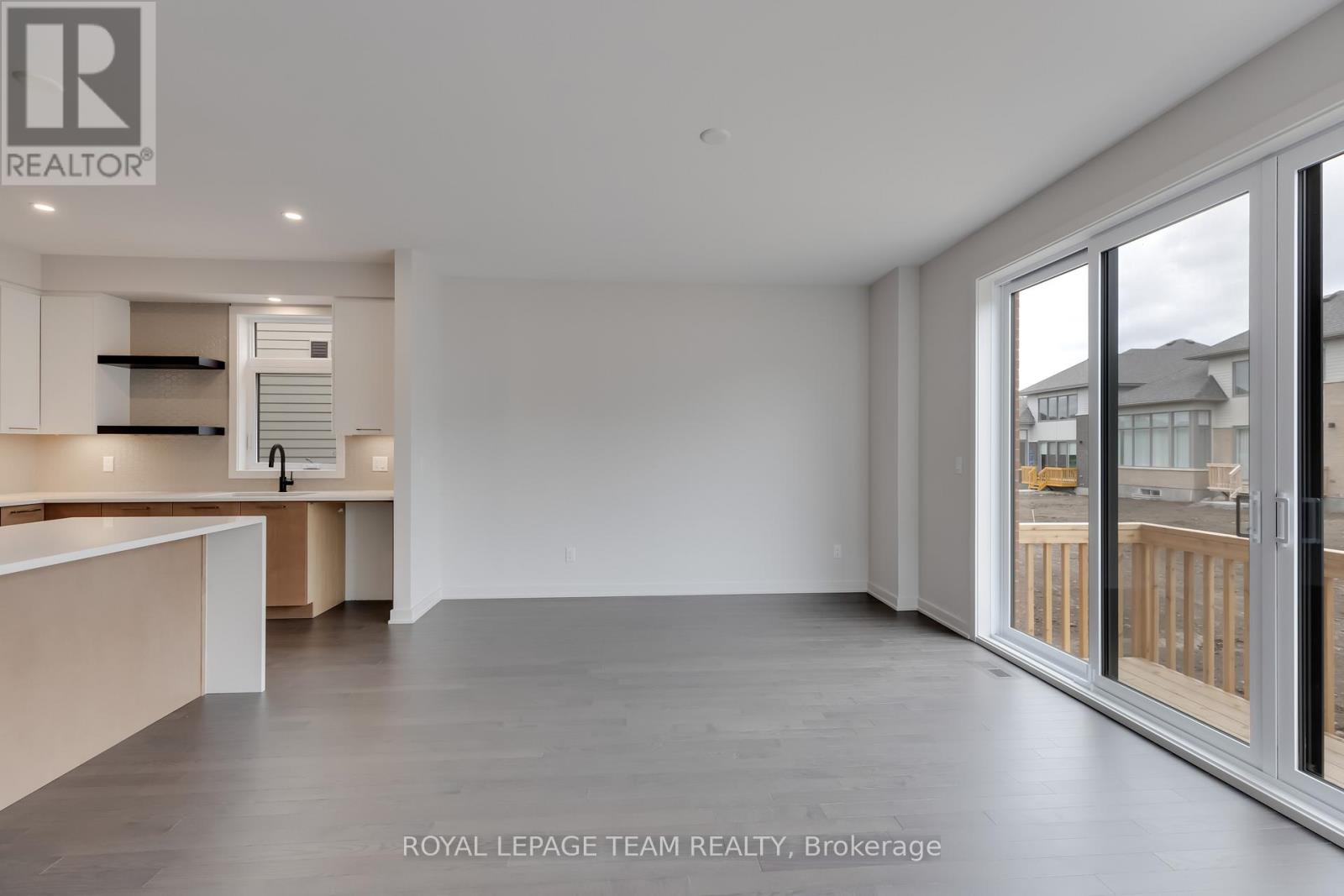 405 Point Grey Terrace, Ottawa, Ontario  K2K 0M5 - Photo 15 - X12466509