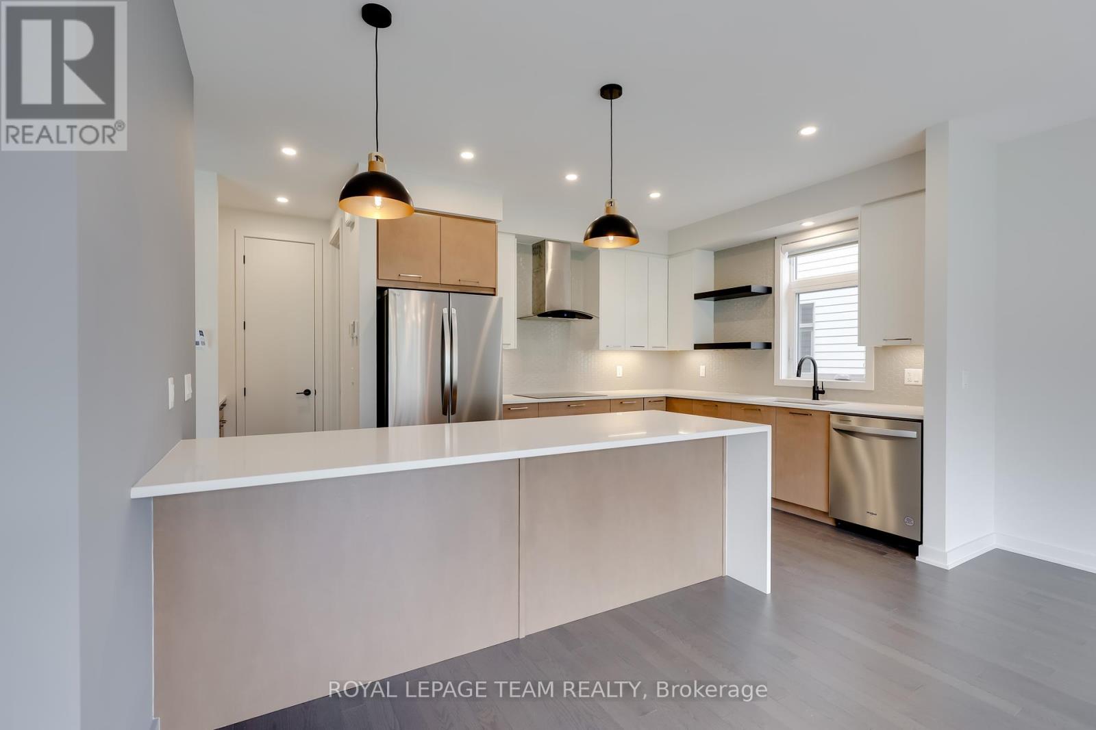 405 Point Grey Terrace, Ottawa, Ontario  K2K 0M5 - Photo 19 - X12466509