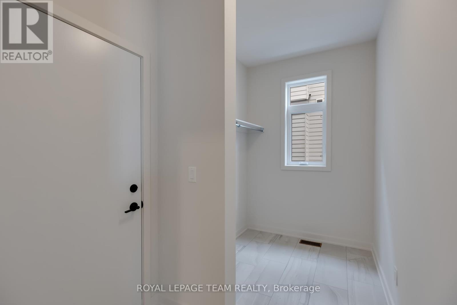 405 Point Grey Terrace, Ottawa, Ontario  K2K 0M5 - Photo 27 - X12466509