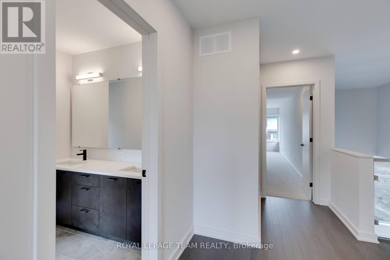405 Point Grey Terrace, Ottawa, Ontario  K2K 0M5 - Photo 42 - X12466509