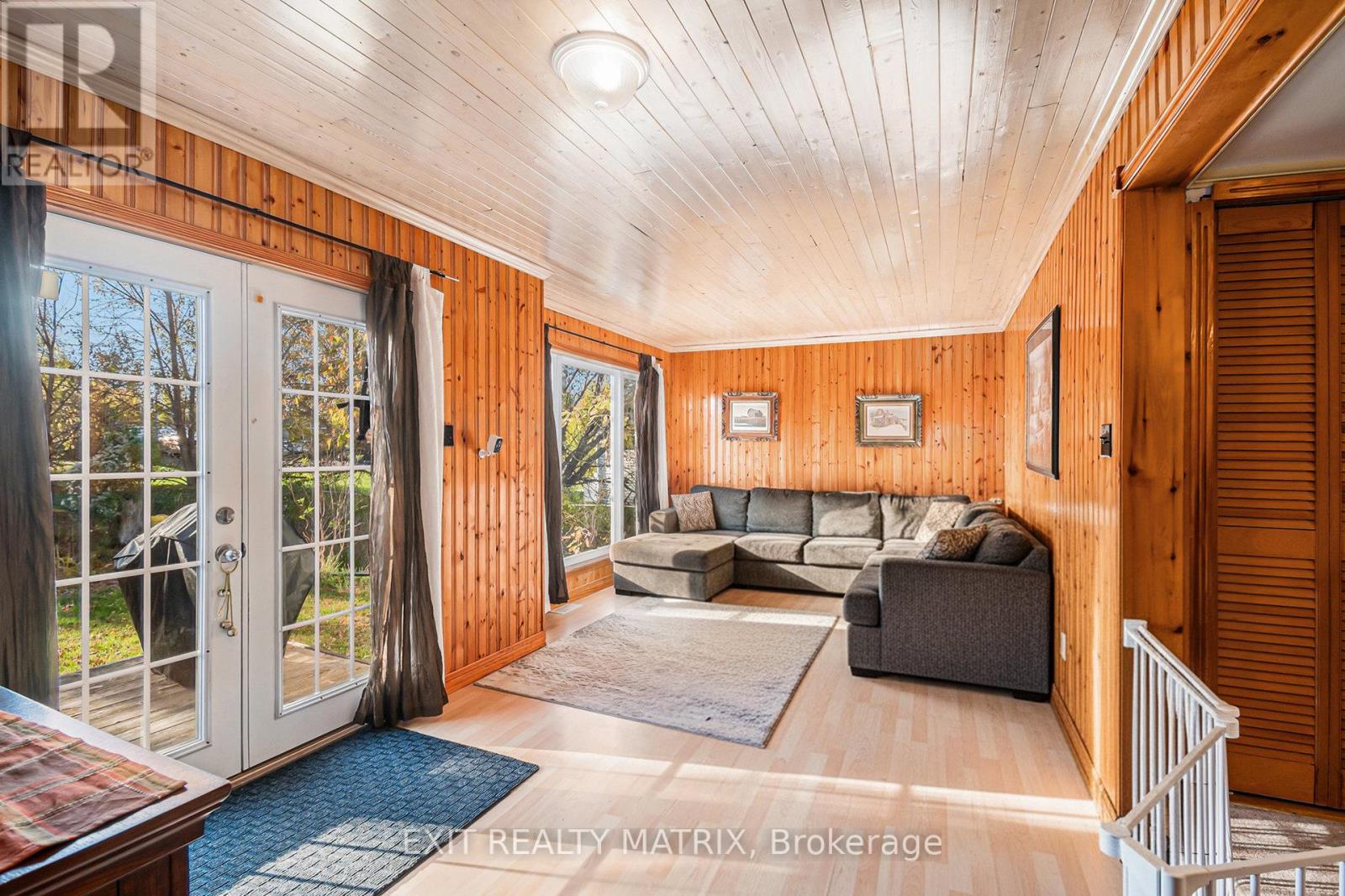 3498 Sarsfield Road, Ottawa, Ontario  K0A 3E0 - Photo 3 - X12466520