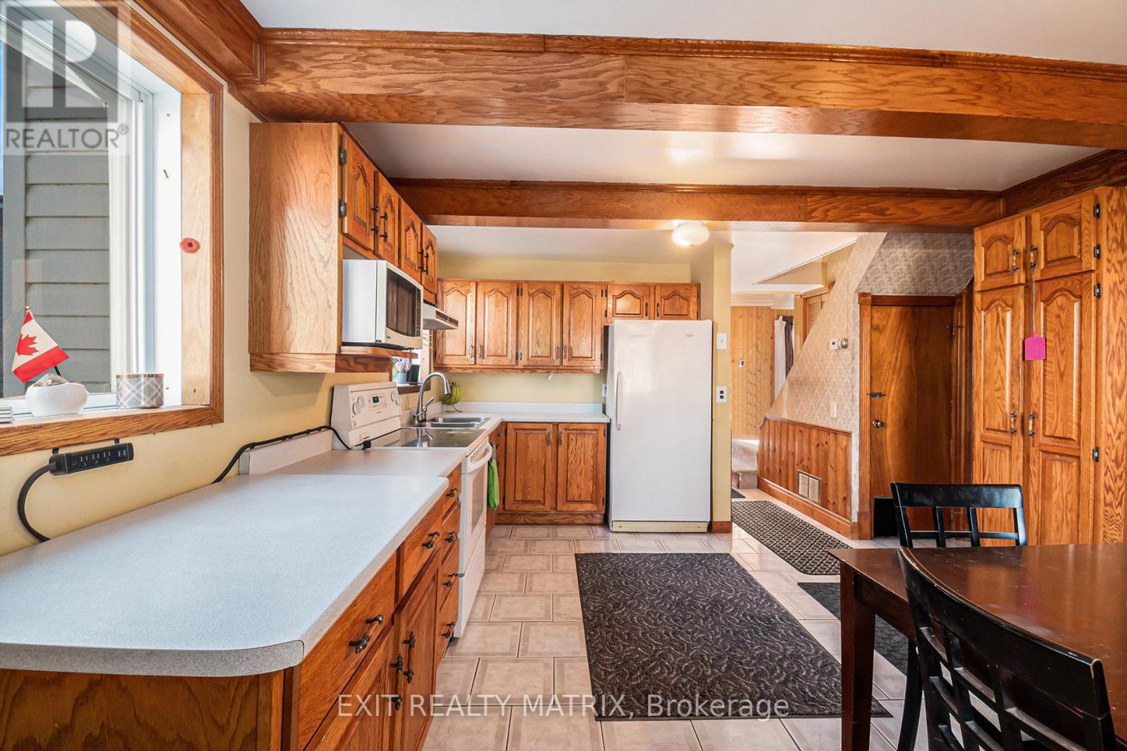3498 Sarsfield Road, Ottawa, Ontario  K0A 3E0 - Photo 8 - X12466520