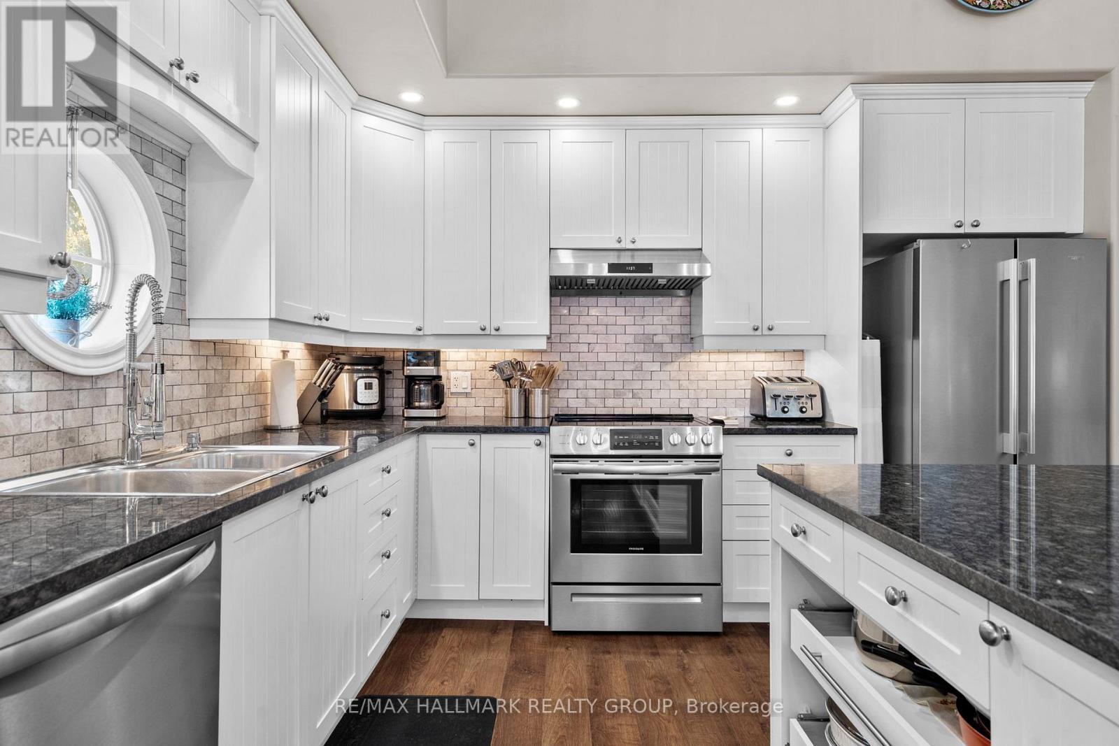 140 Peckett Drive, Carleton Place, Ontario  K7C 4V3 - Photo 11 - X12466541