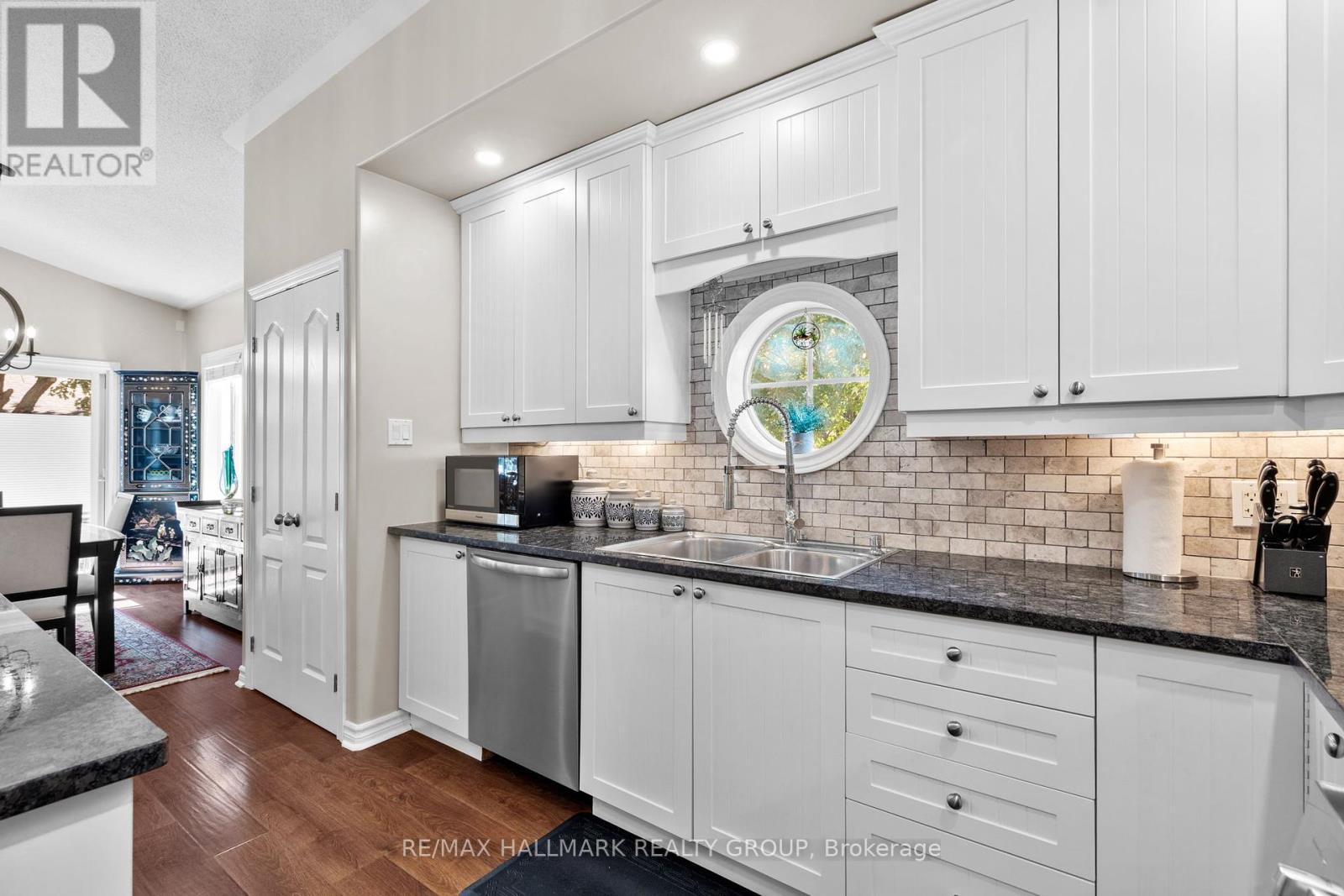 140 Peckett Drive, Carleton Place, Ontario  K7C 4V3 - Photo 12 - X12466541