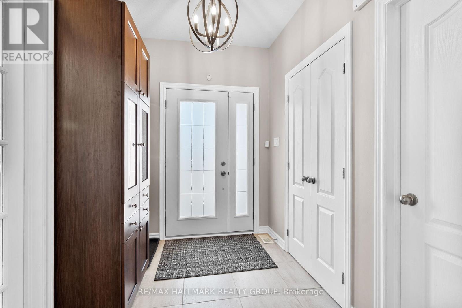 140 Peckett Drive, Carleton Place, Ontario  K7C 4V3 - Photo 6 - X12466541