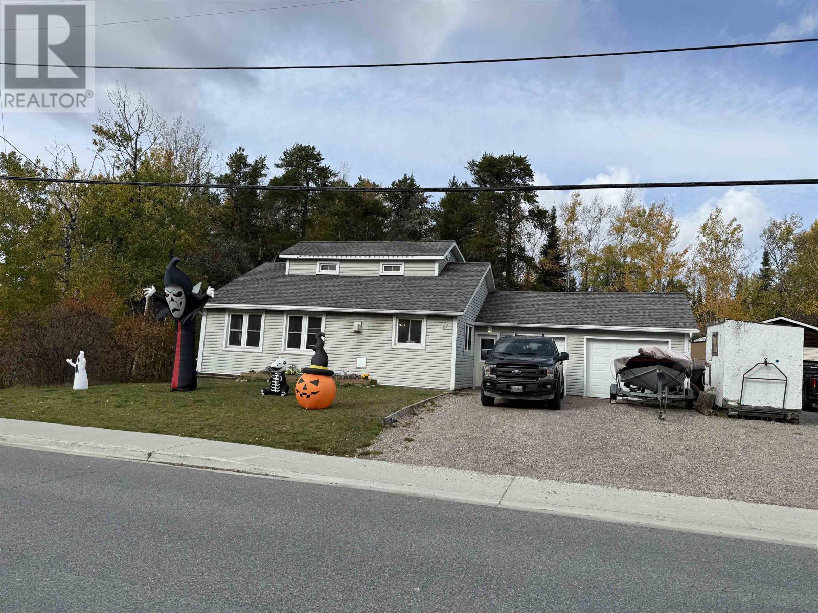 67 Goldshore Road, Red Lake, Ontario  P0V 2M0 - Photo 2 - TB253233