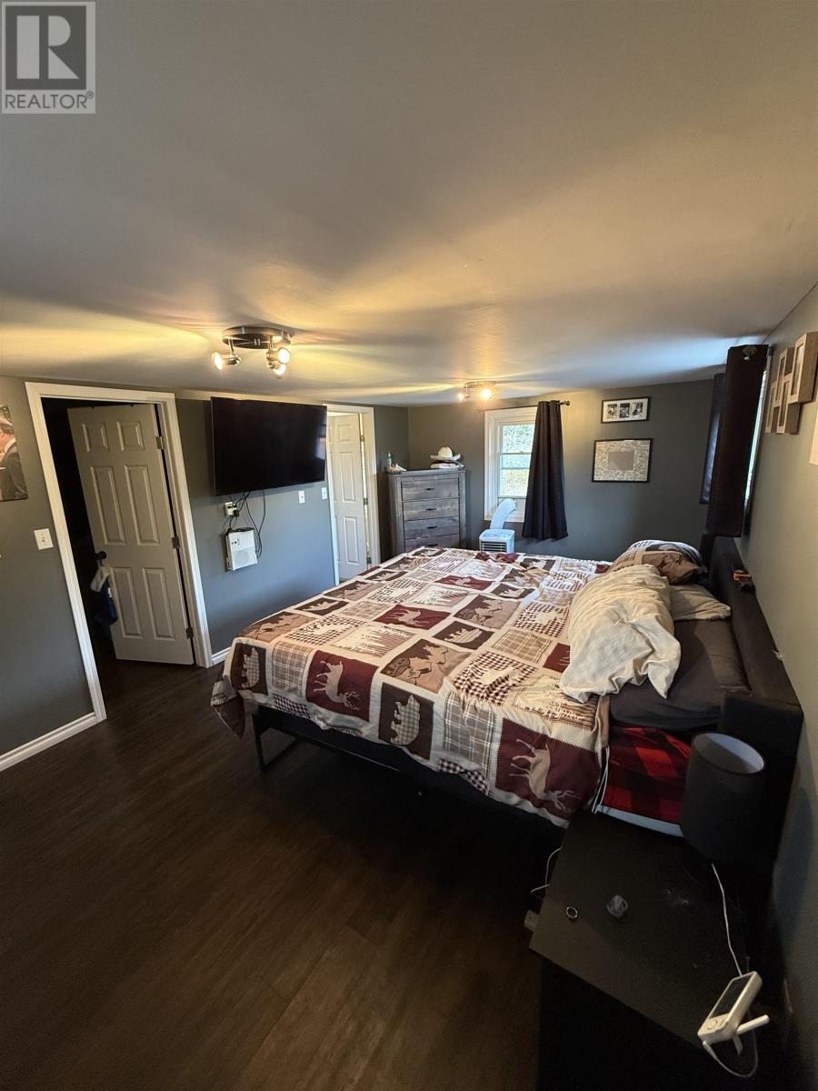 67 Goldshore Road, Red Lake, Ontario  P0V 2M0 - Photo 10 - TB253233