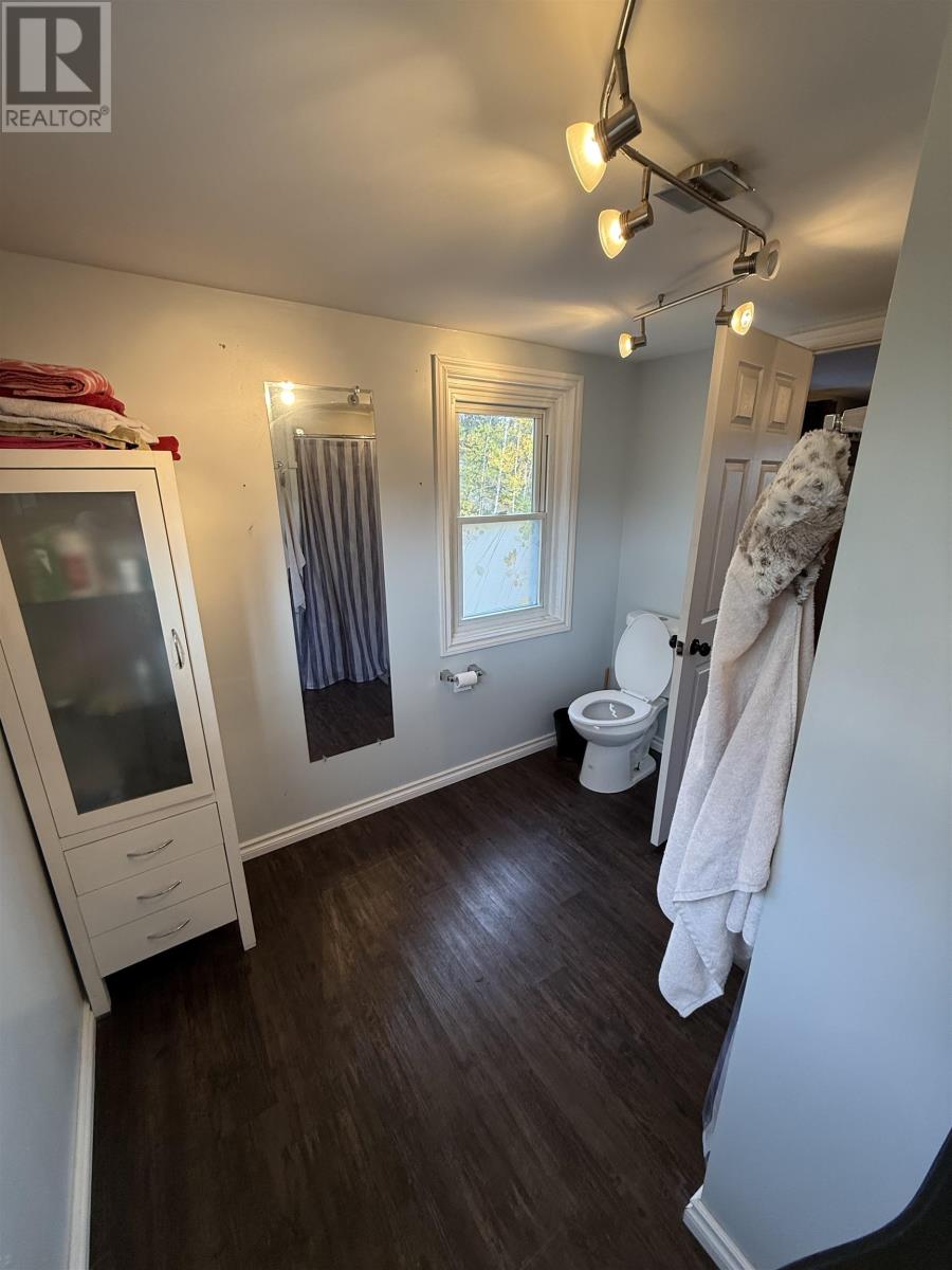 67 Goldshore Road, Red Lake, Ontario  P0V 2M0 - Photo 12 - TB253233