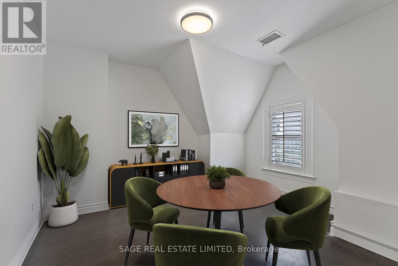3rd Fl - 184 Davenport Road, Toronto, Ontario  M5R 1J2 - Photo 16 - C12466356