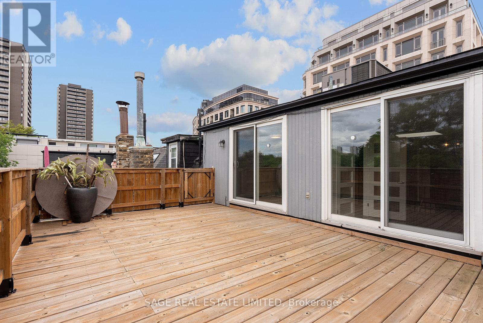 3rd Fl - 184 Davenport Road, Toronto, Ontario  M5R 1J2 - Photo 20 - C12466356