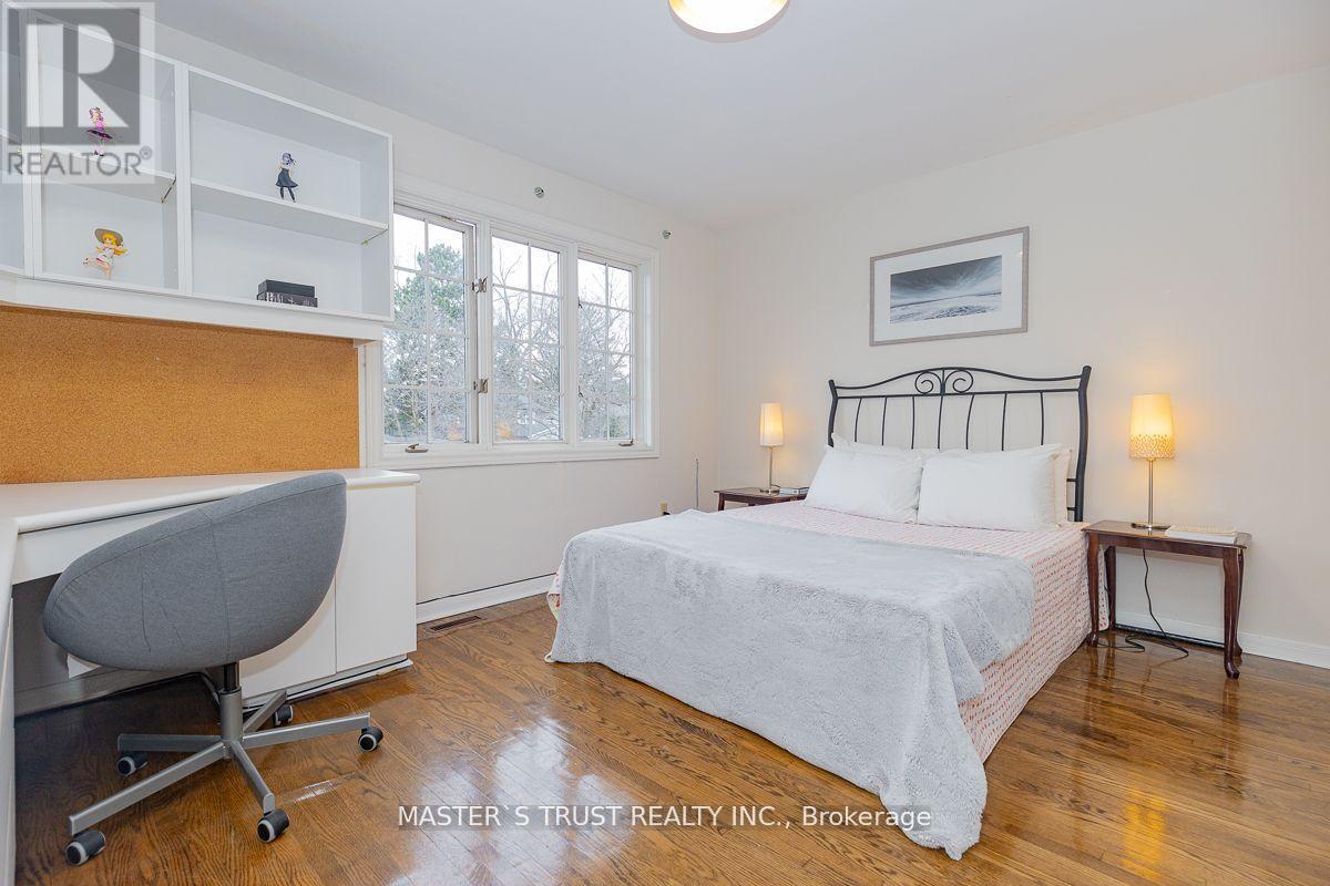 153 Banbury Road, Toronto, Ontario  M3B 2L7 - Photo 27 - C12466487
