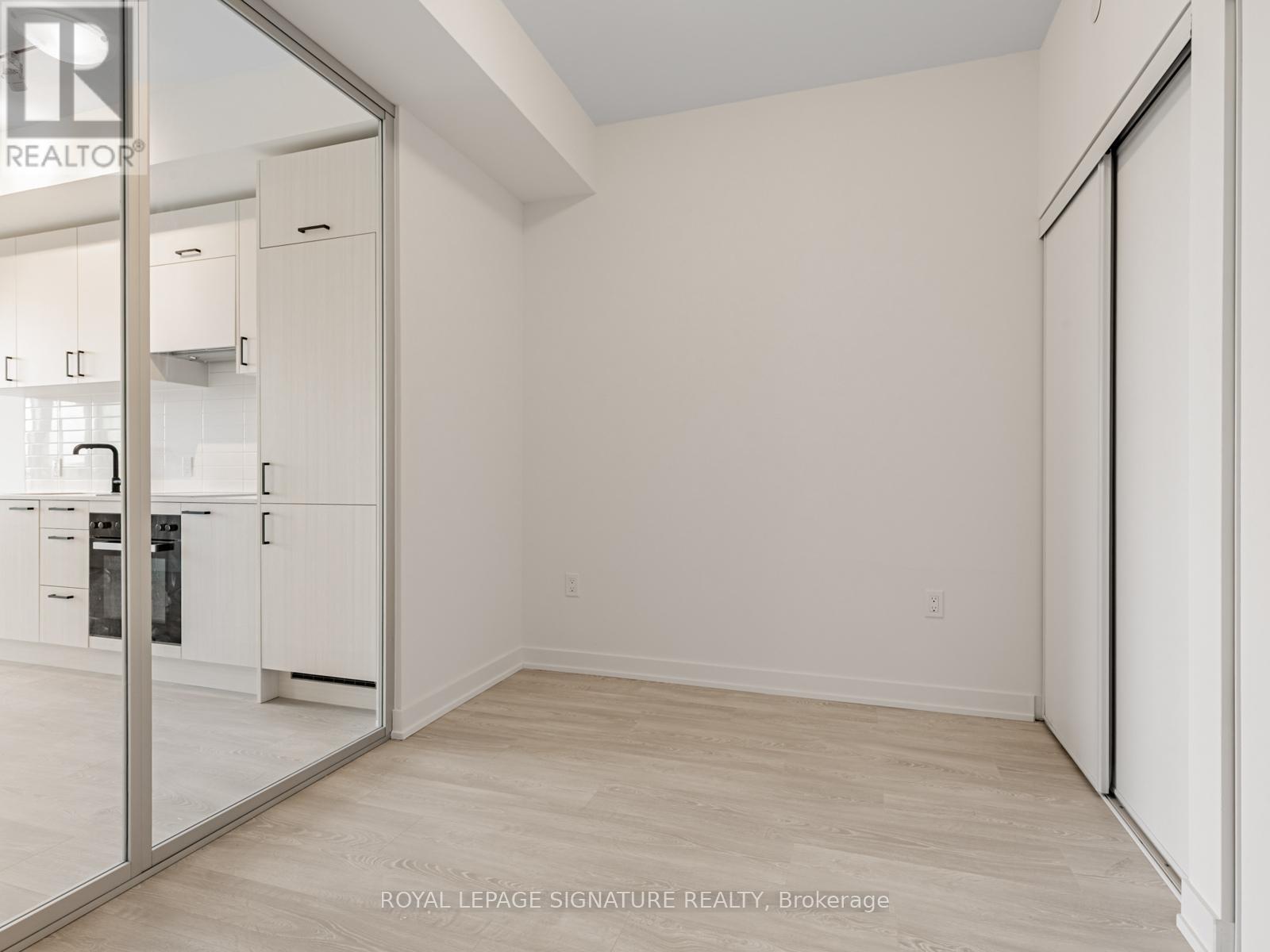 513 - 1 Kyle Lowry Road, Toronto, Ontario  M3C 0S6 - Photo 8 - C12466492