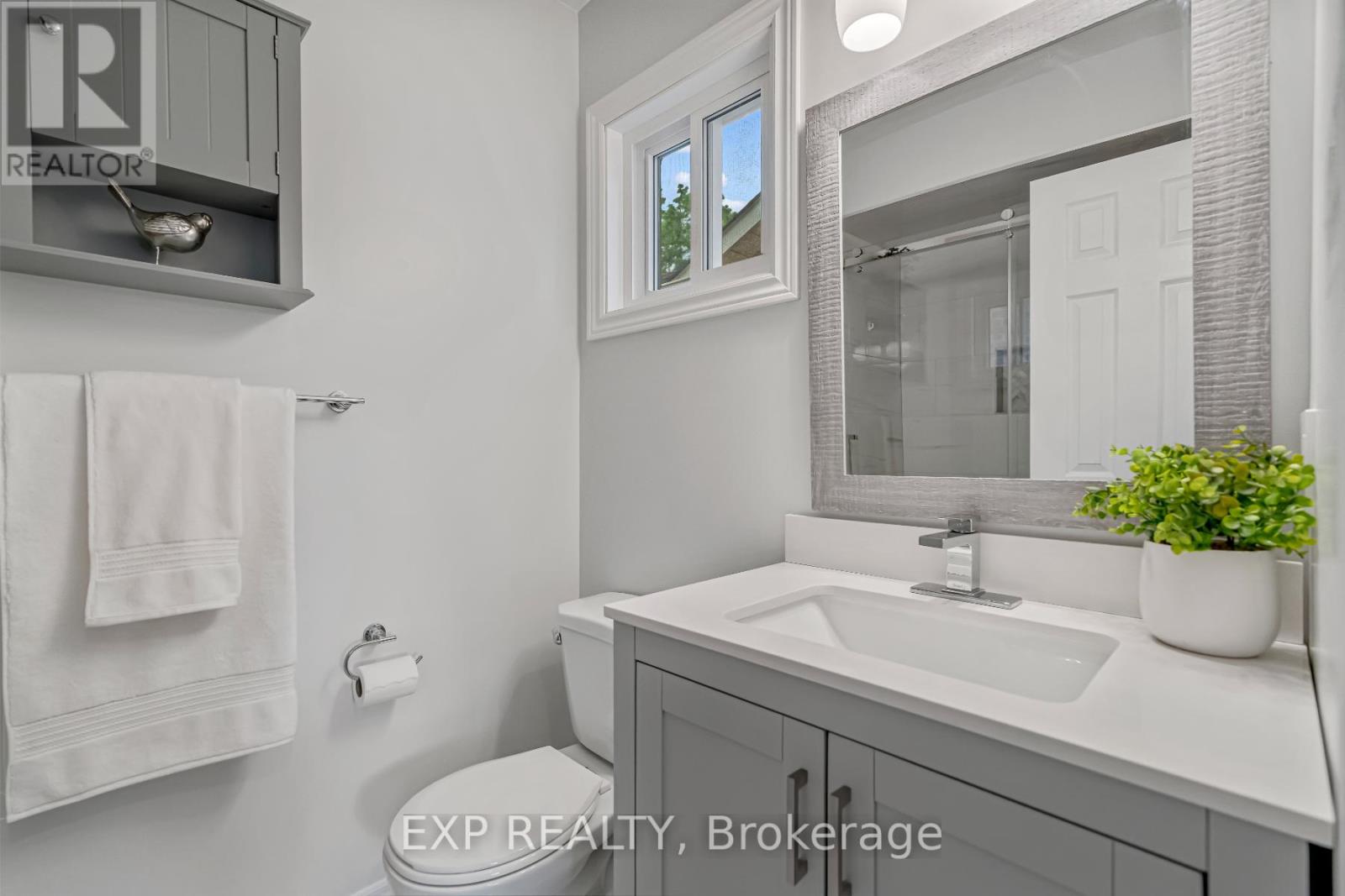 15 Smith Drive, Halton Hills, Ontario  L7G 5K7 - Photo 25 - W12217434