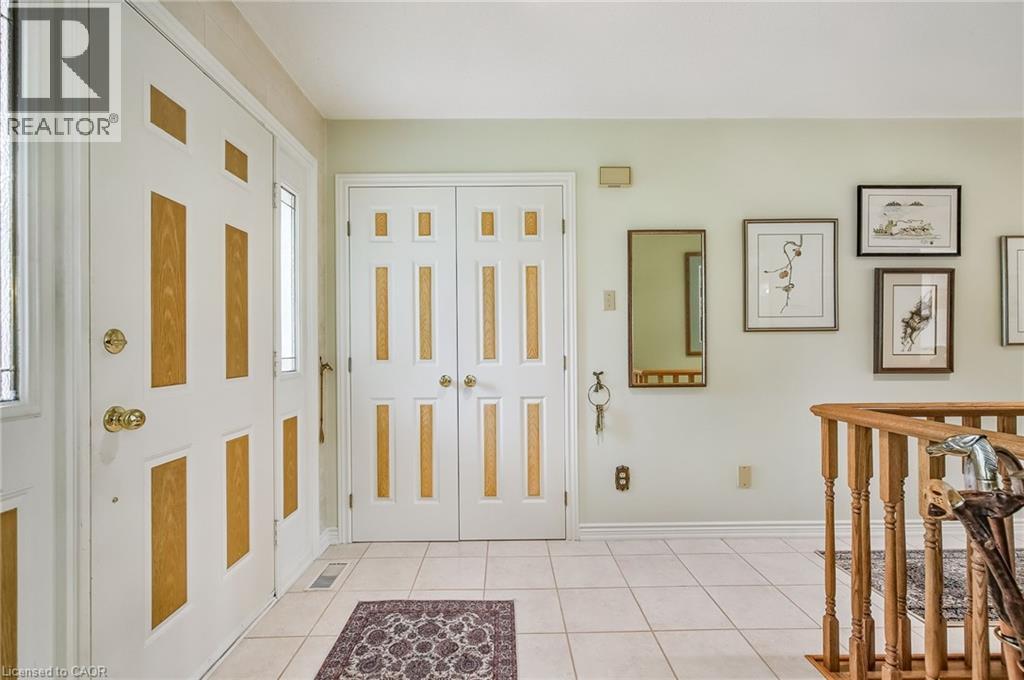 21 Riviera Ridge, Stoney Creek, Ontario  L8E 5E6 - Photo 7 - 40779779