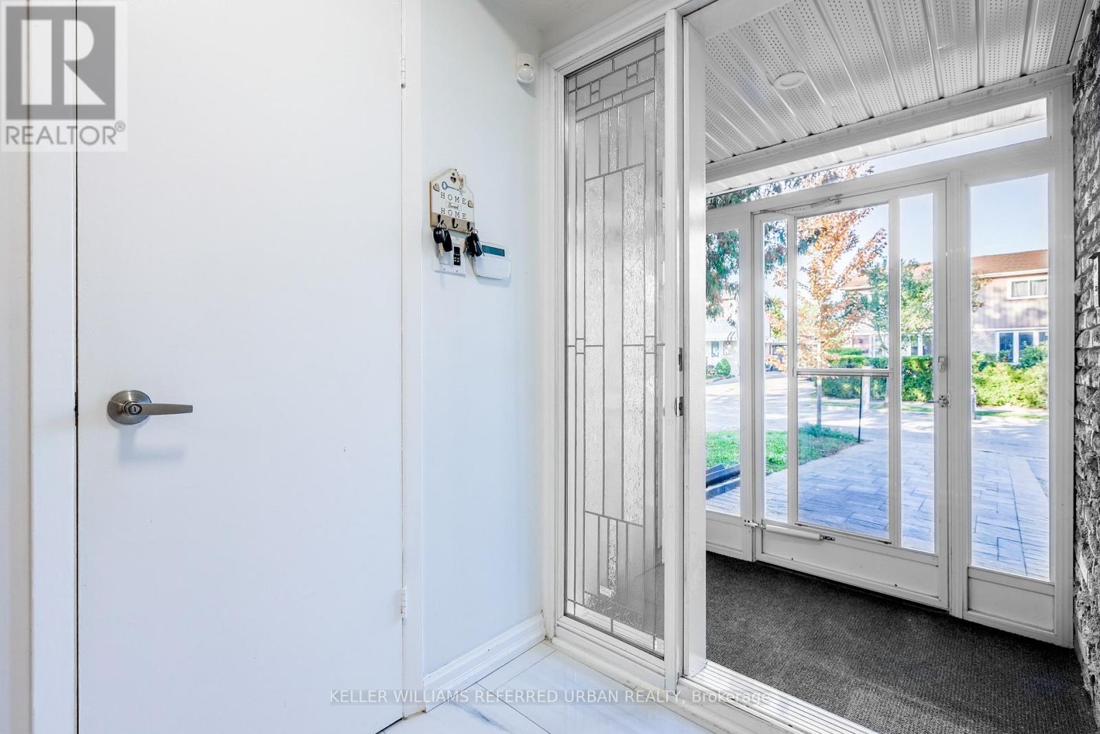 84 Lowry Square, Toronto, Ontario  M1B 1N6 - Photo 2 - E12466367