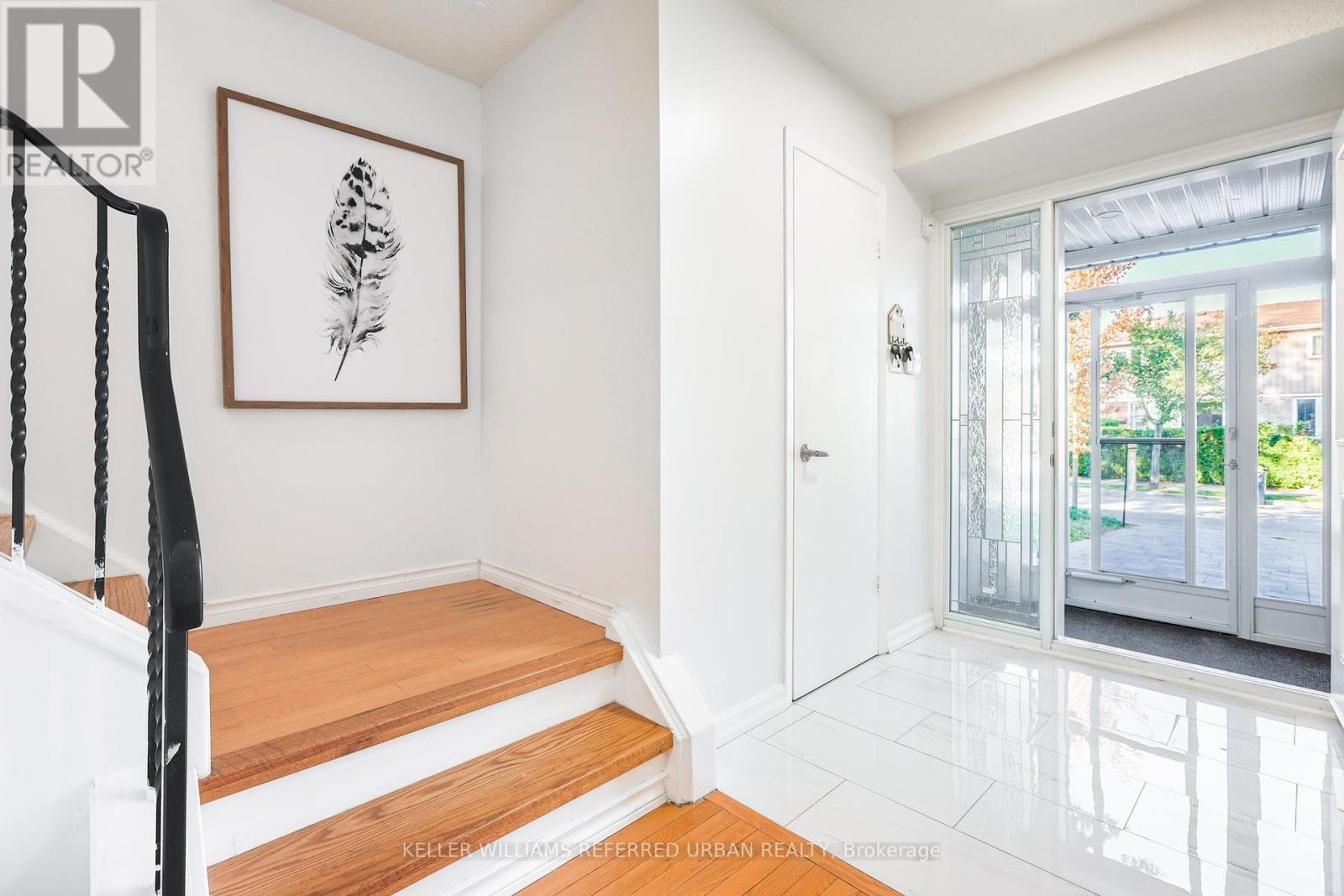 84 Lowry Square, Toronto, Ontario  M1B 1N6 - Photo 4 - E12466367