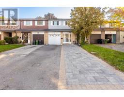 84 LOWRY SQUARE, Toronto, Ontario