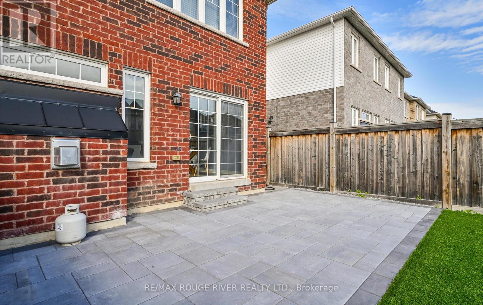 15 Denny Street, Ajax, Ontario  L1Z 0C6 - Photo 35 - E12466380