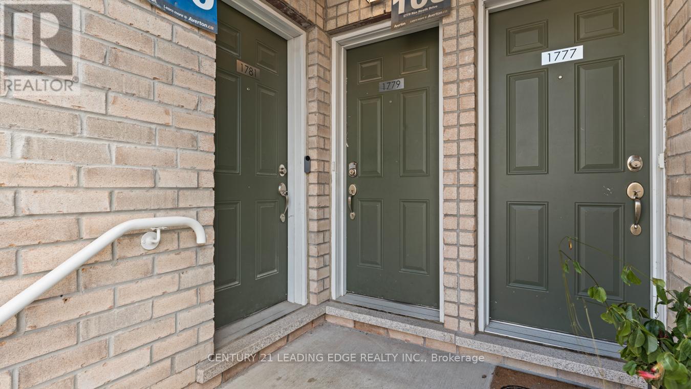 1779 Rex Heath Drive, Pickering, Ontario  L1X 0E4 - Photo 5 - E12466486